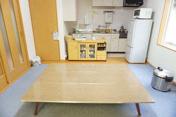 鶴岡キリスト教会・リビング